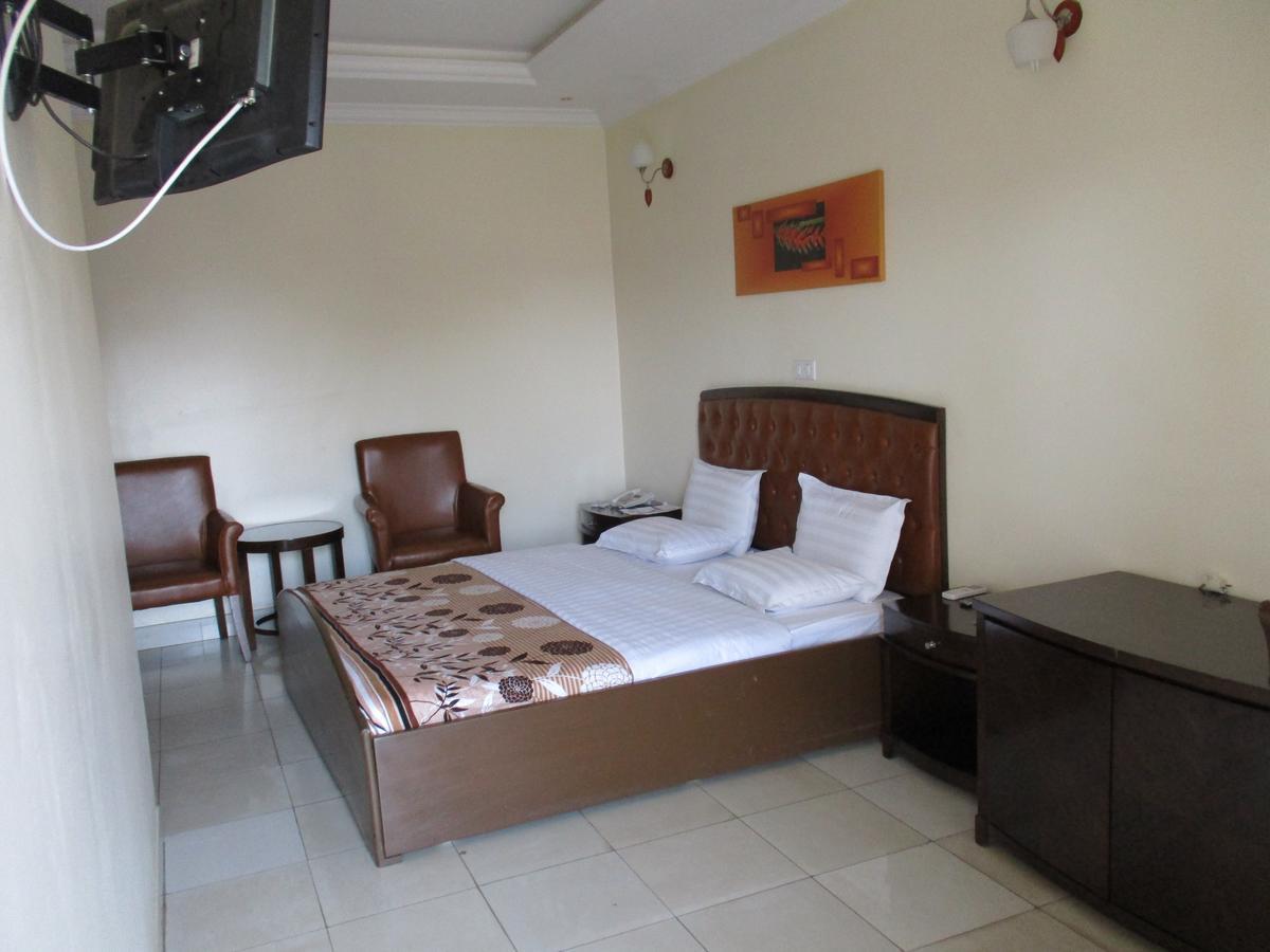 Amaris Hotel Kigali Exterior foto